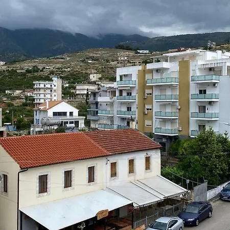 Anesti Apartment Himare