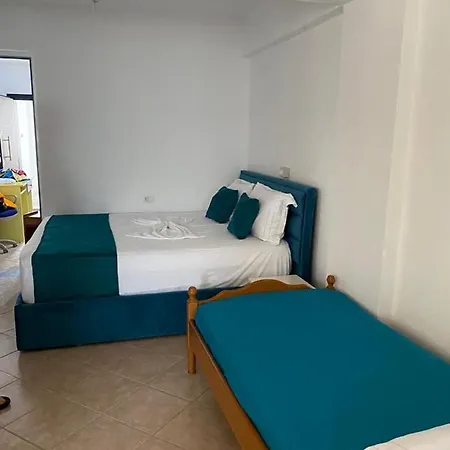 Anesti Apartment Himare
